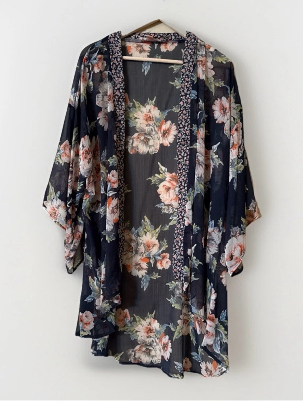 B.O.G. Band of Gypsies floral sheer  kimono, duster, cover up size XS/S